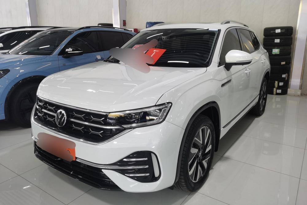 Volkswagen Tayron 2023 — фото автомобиля