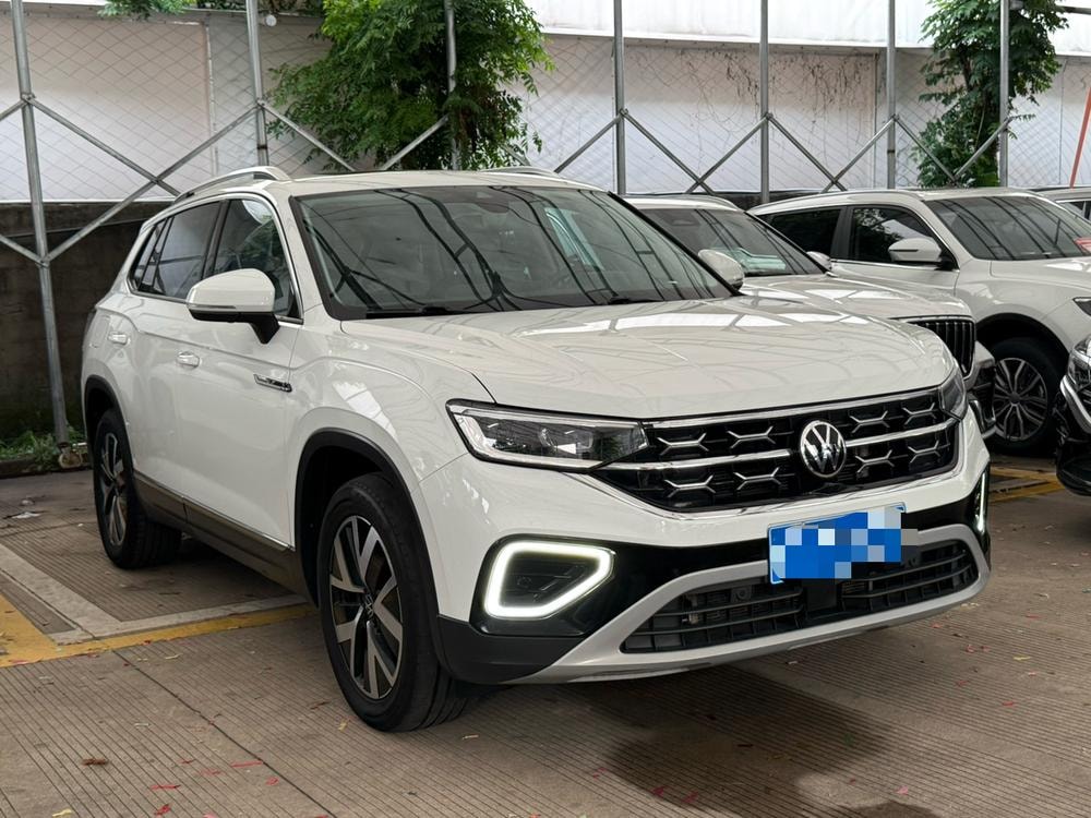 Volkswagen Tayron 2023 — фото автомобиля 1