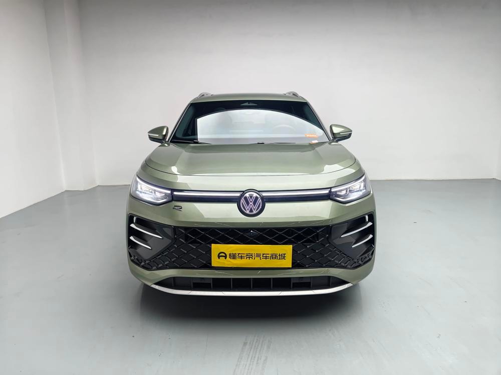 Volkswagen Tayron 2025 — фото автомобиля