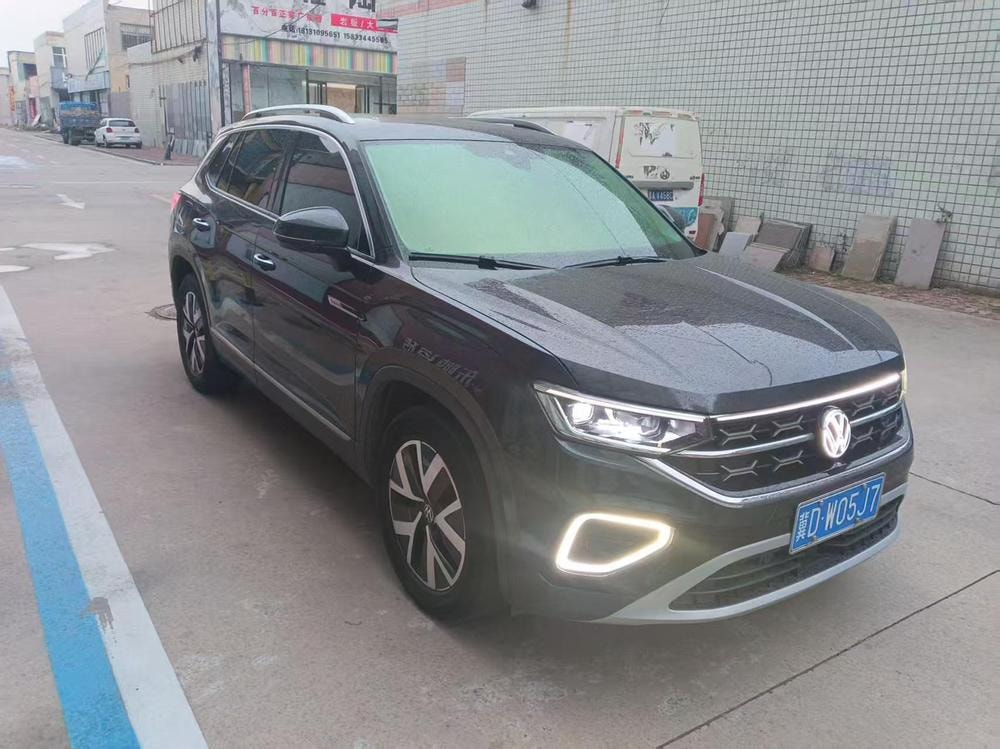 Volkswagen Tayron 2023 — фото автомобиля