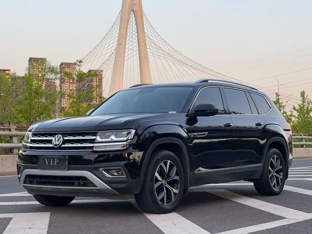 Volkswagen Teramont 2017 — фото автомобиля
