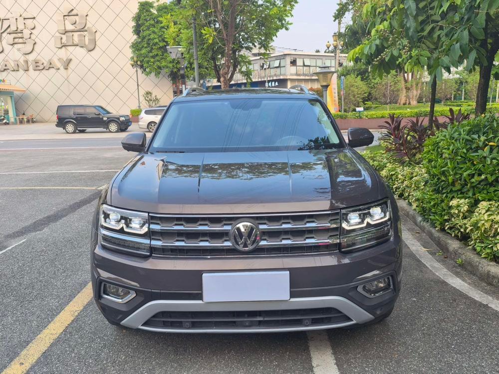Volkswagen Teramont 2017 — фото автомобиля
