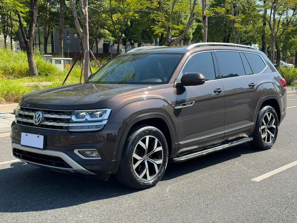 Volkswagen Teramont 2017 — фото автомобиля