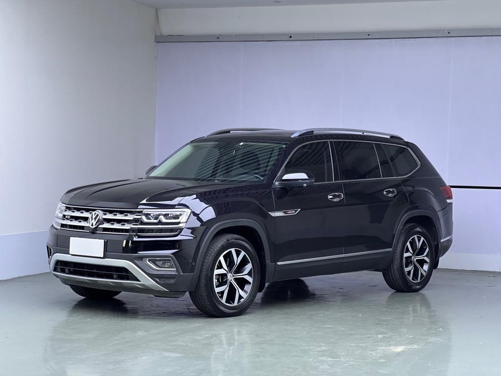 Volkswagen Teramont 2017 — фото автомобиля
