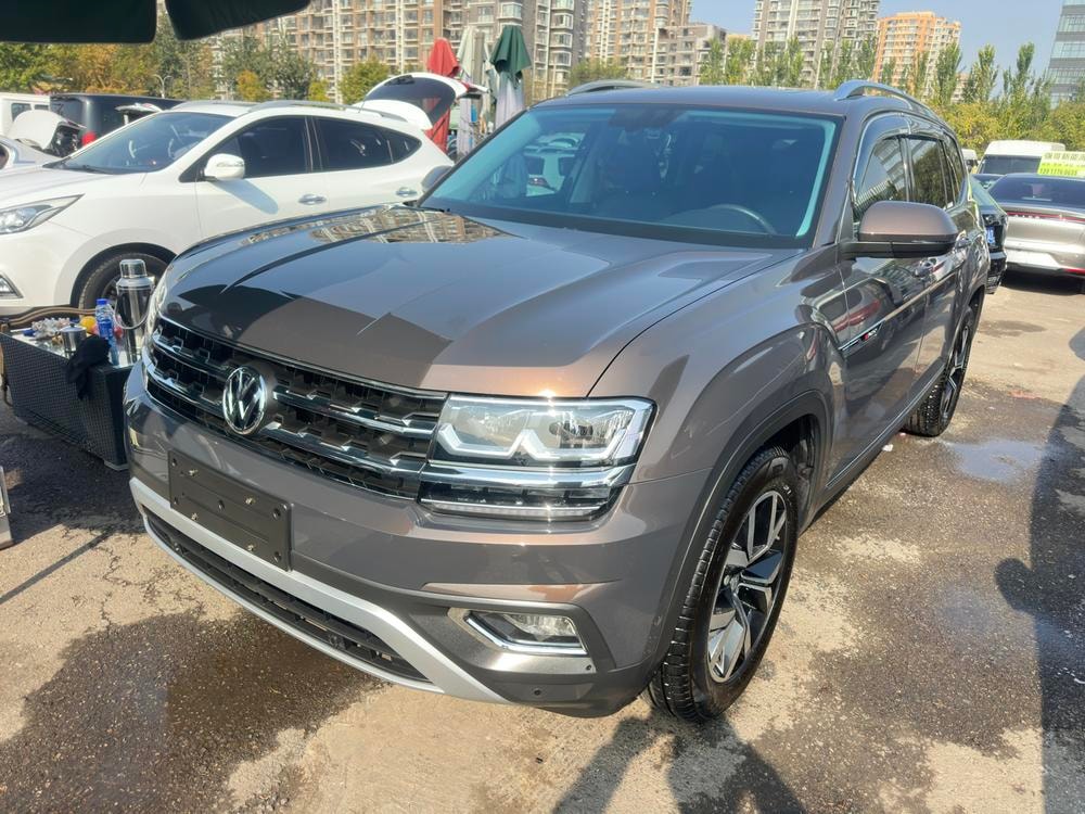 Volkswagen Teramont 2017 — фото автомобиля