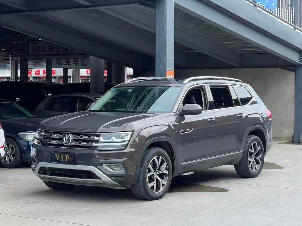 Volkswagen Teramont 2017 — фото автомобиля
