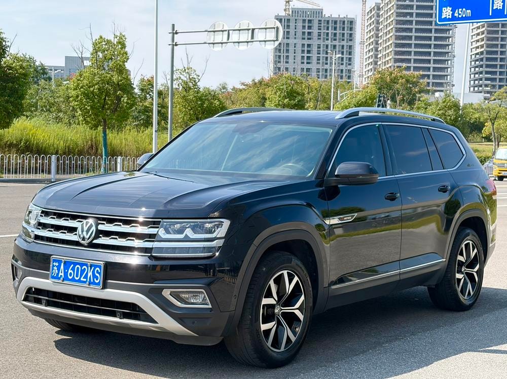 Volkswagen Teramont 2019 — фото автомобиля