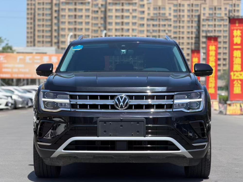 Volkswagen Teramont 2023 — фото автомобиля