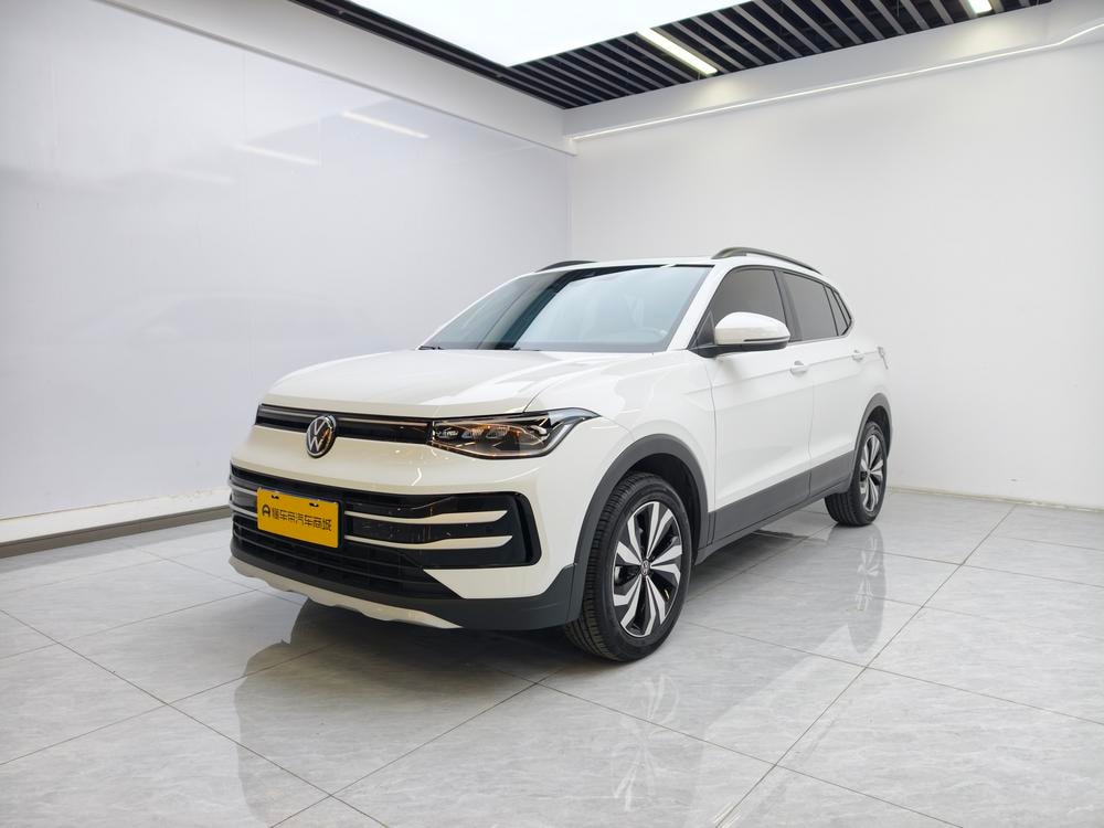Volkswagen Tharu 2025 — фото автомобиля 1