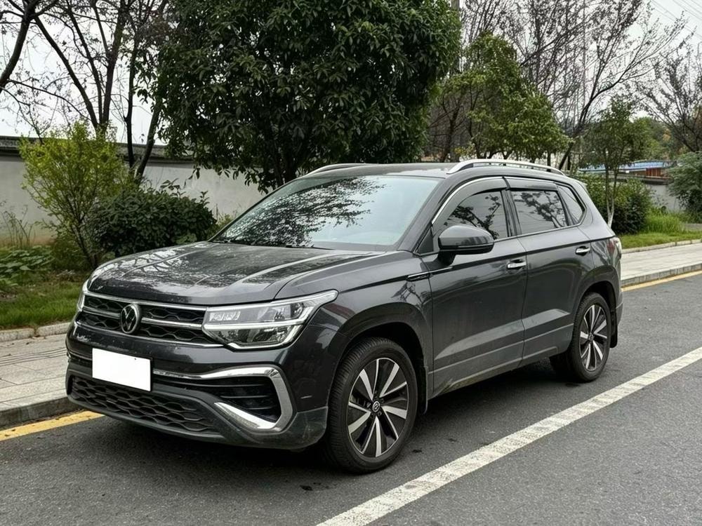 Volkswagen Tharu 2023 — фото автомобиля