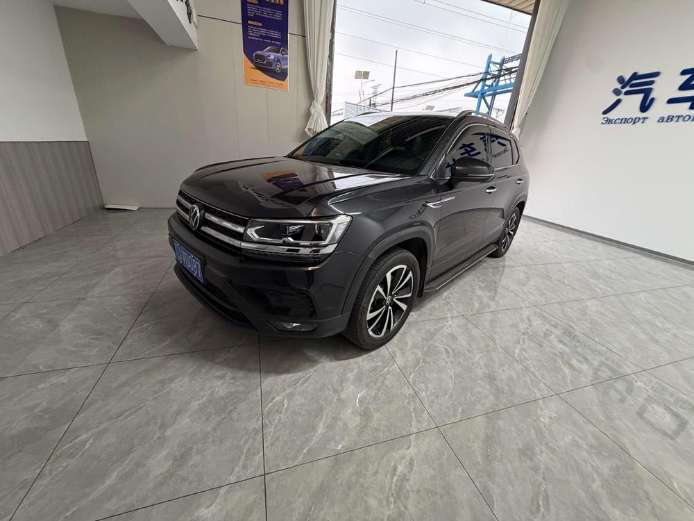 Volkswagen Tharu 2022 — фото автомобиля
