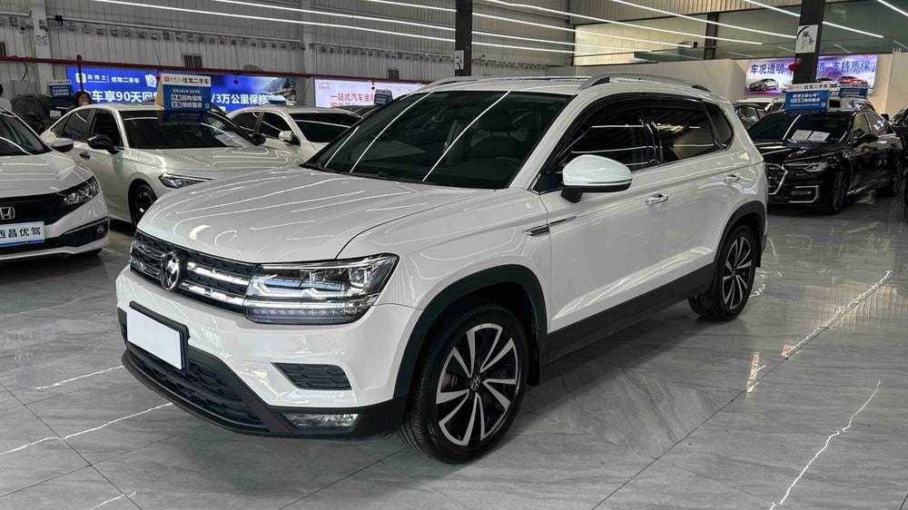 Volkswagen Tharu 2021 — фото автомобиля 1