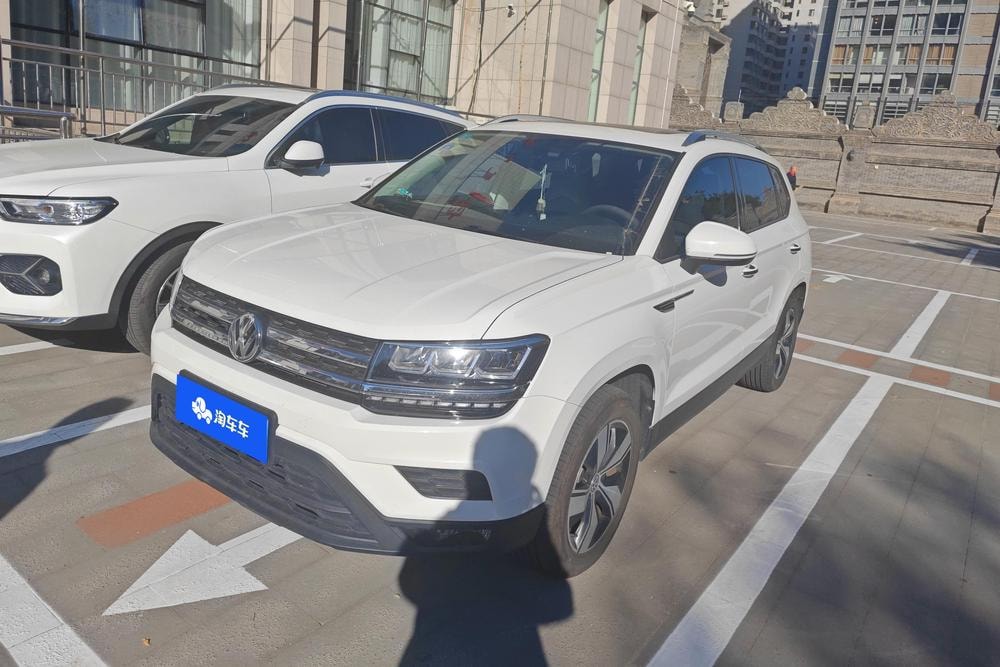 Volkswagen Tharu 2020 — фото автомобиля