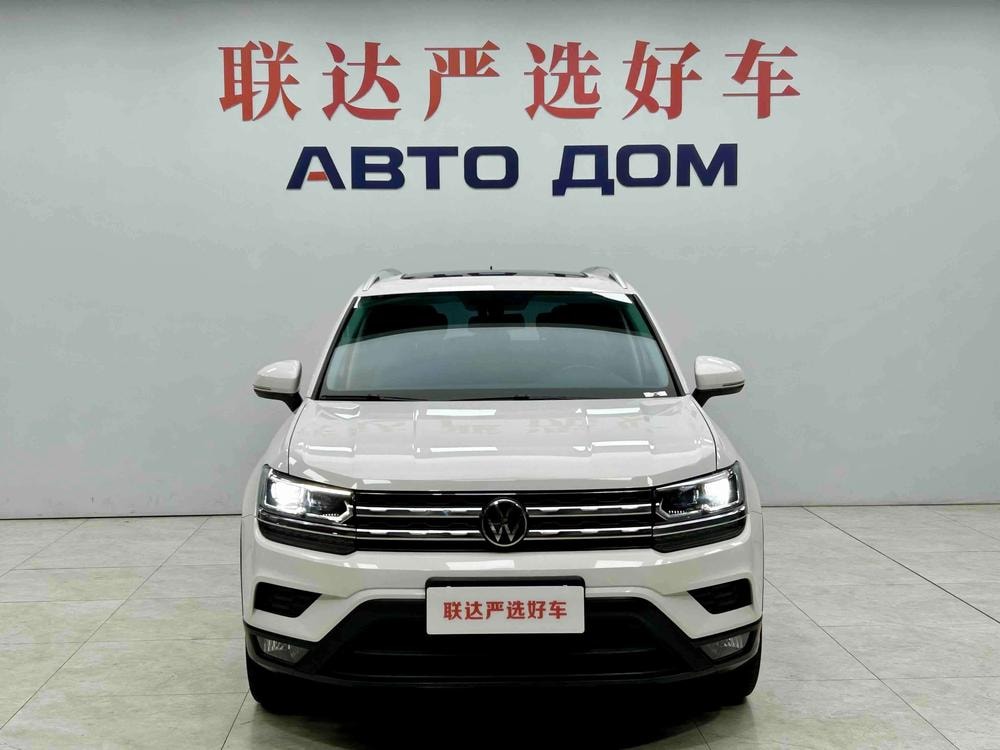 Volkswagen Tharu 2022 — фото автомобиля