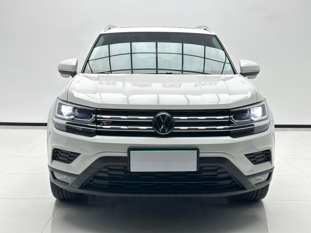 Volkswagen Tharu 2022 — фото автомобиля