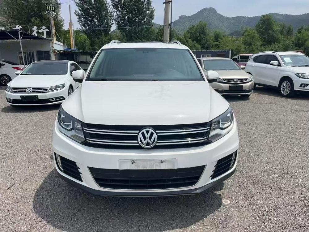 Volkswagen Tiguan 2016 — фото автомобиля