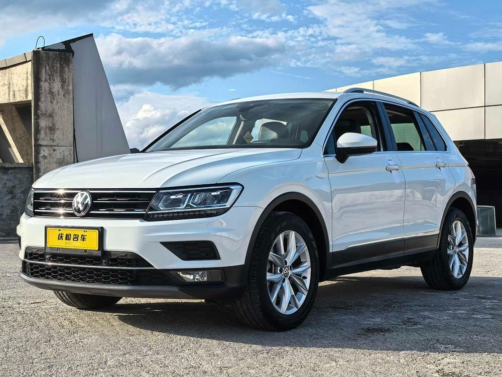 Volkswagen Tiguan 2018 — фото автомобиля 1