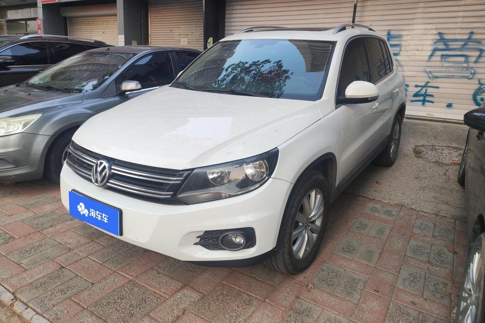 Volkswagen Tiguan 2016 — фото автомобиля