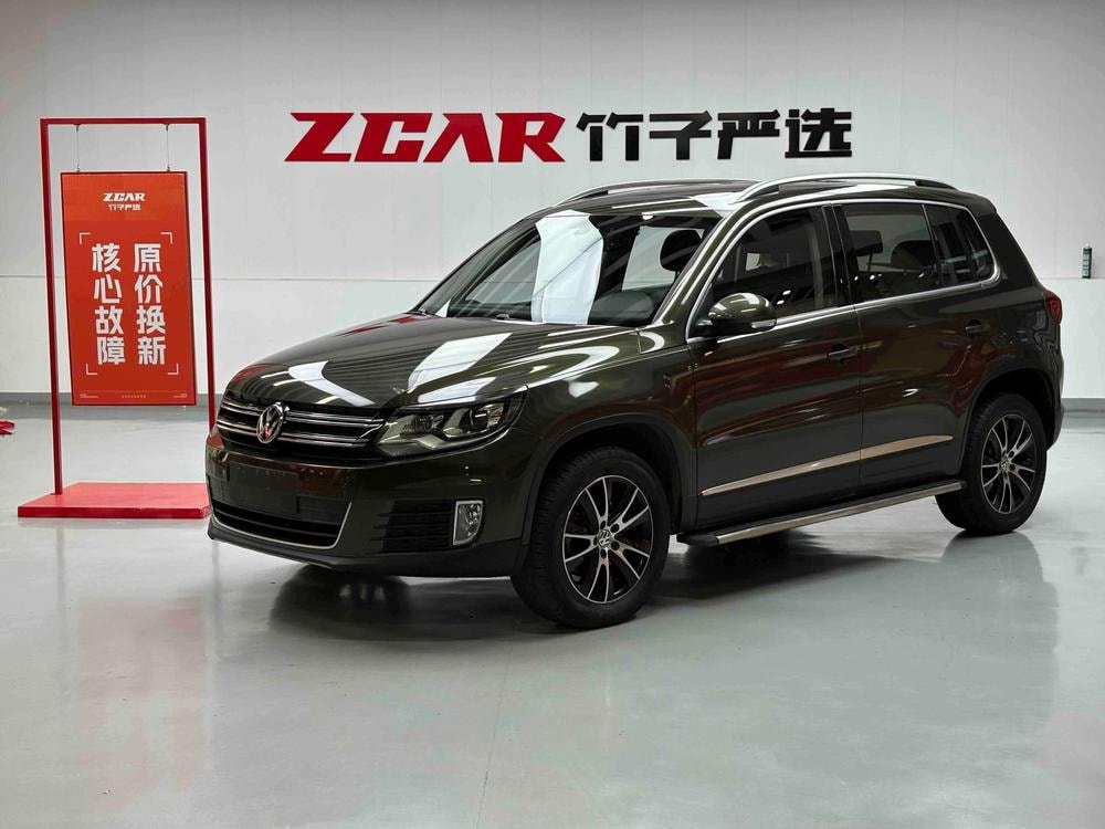 Volkswagen Tiguan 2015 — фото автомобиля