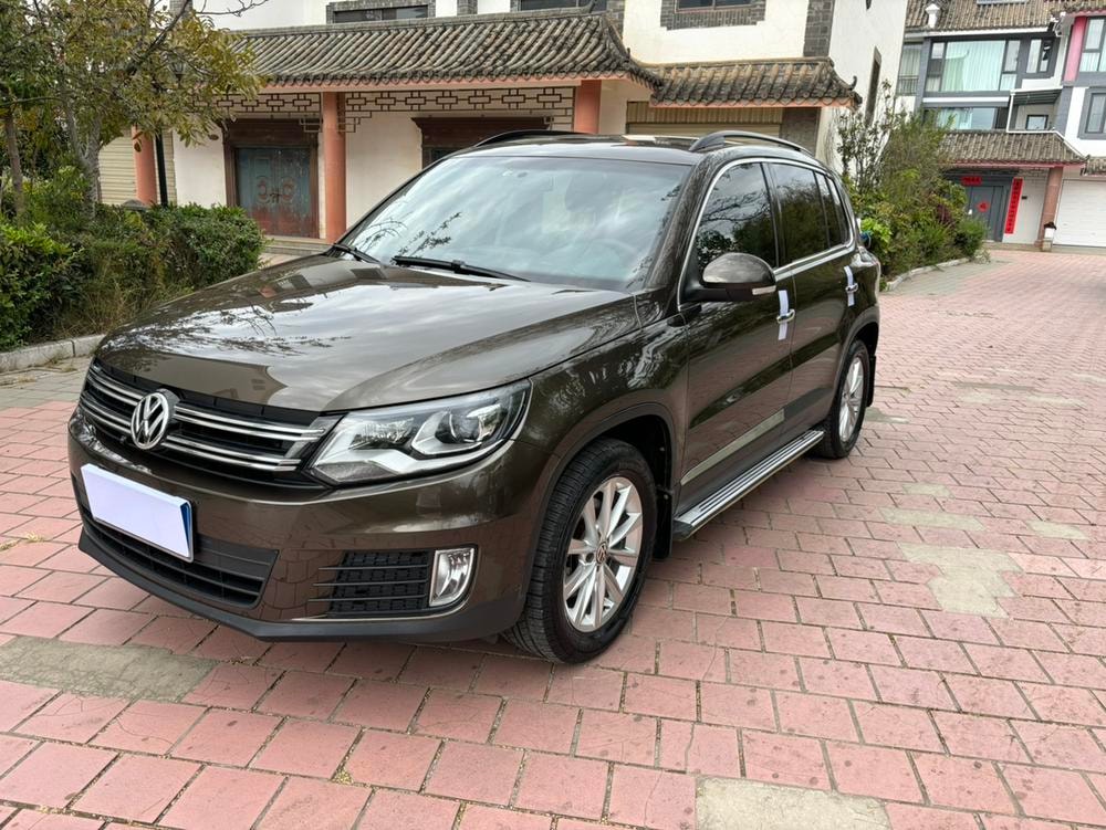 Volkswagen Tiguan 2016 — фото автомобиля 1