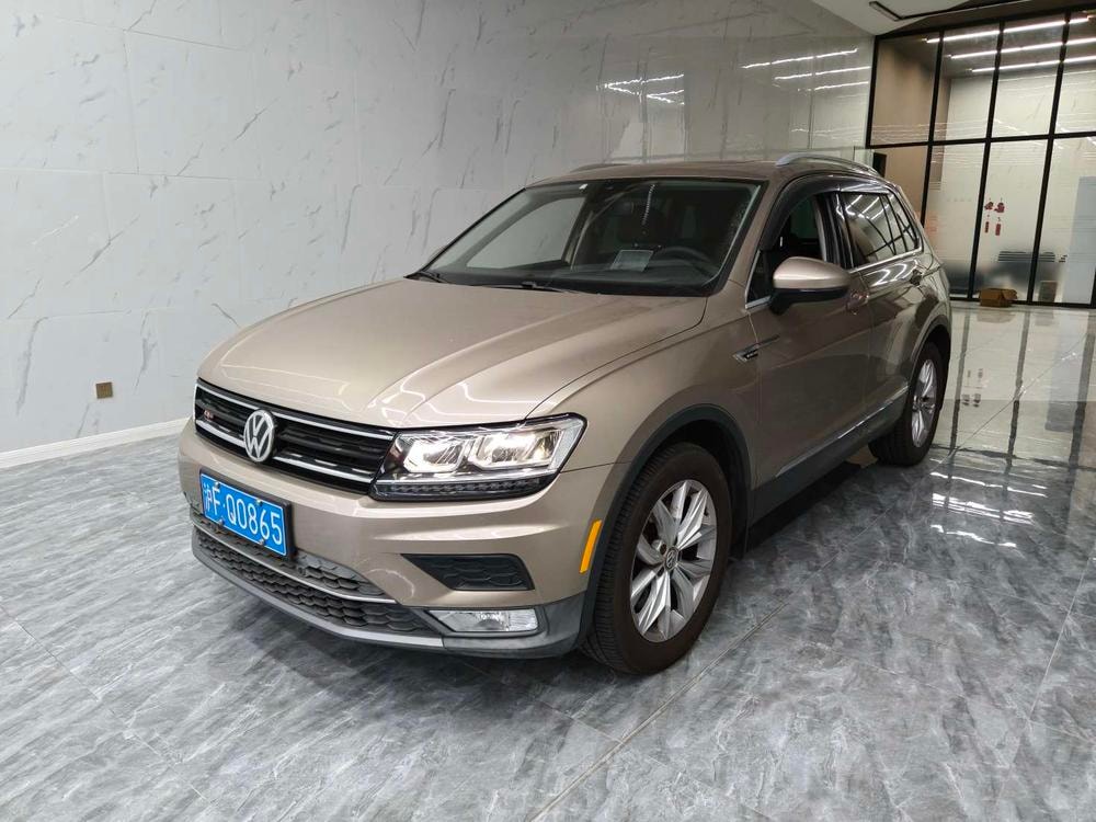 Volkswagen Tiguan 2017 — фото автомобиля
