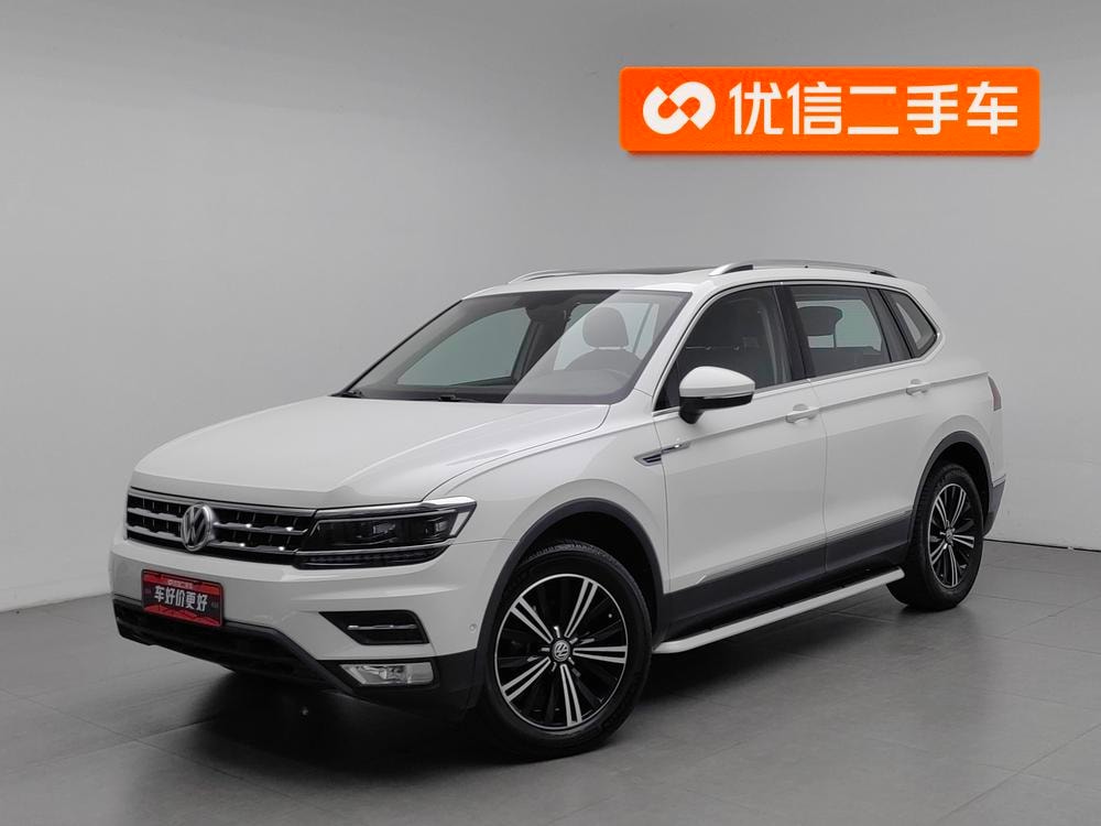 Volkswagen Tiguan L 2017 — фото автомобиля