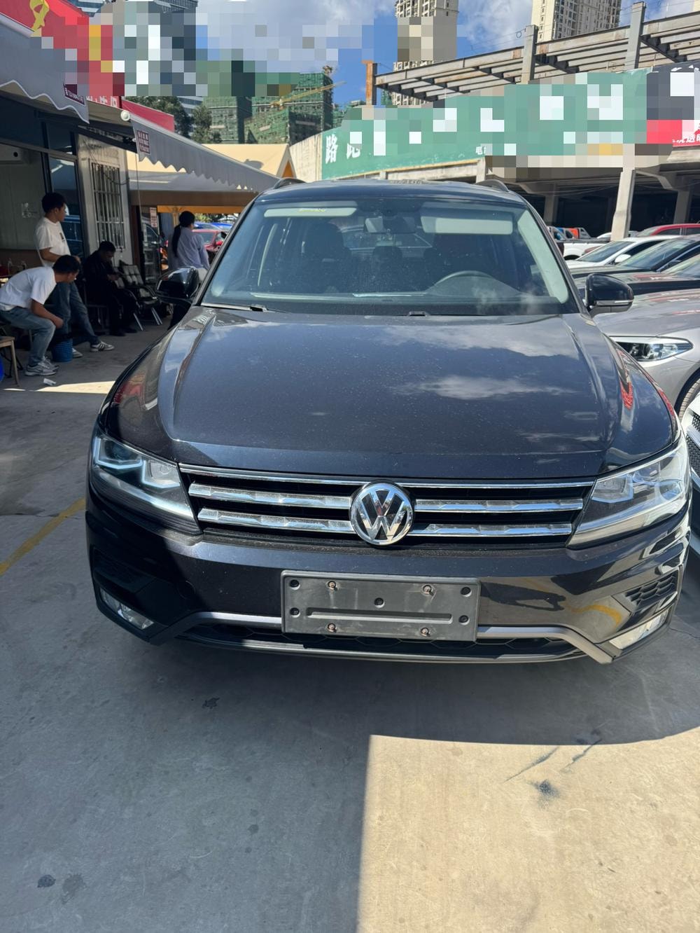 Volkswagen Tiguan L 2020 — фото автомобиля