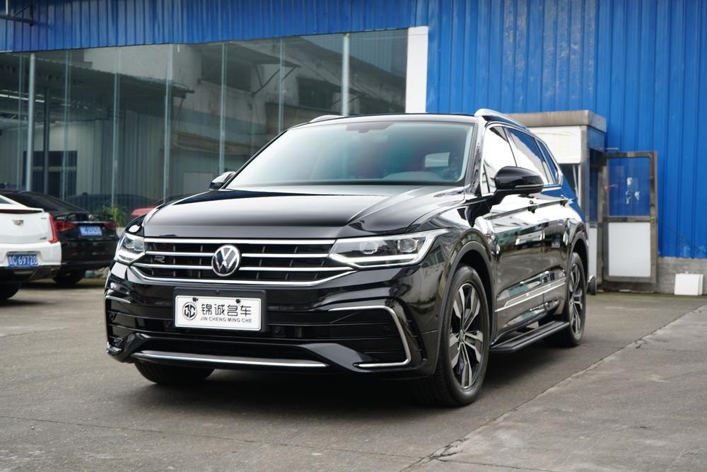 Volkswagen Tiguan L 2024 — фото автомобиля
