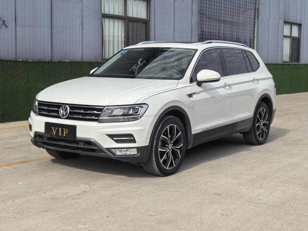 Volkswagen Tiguan L 2020 — фото автомобиля