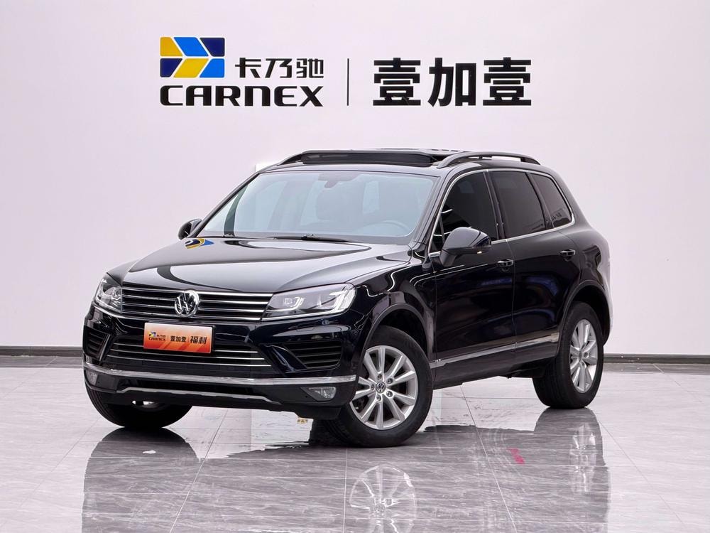 Volkswagen Touareg 2017 — фото автомобиля 1