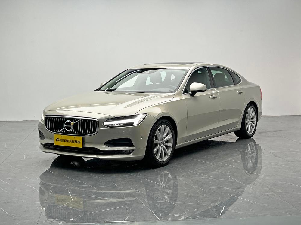 Volvo S90 2018 — фото автомобиля