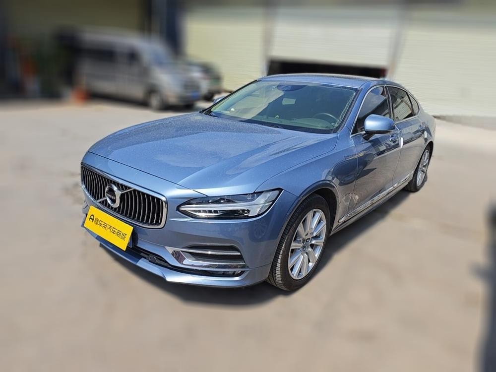 Volvo S90 2020 — фото автомобиля 1