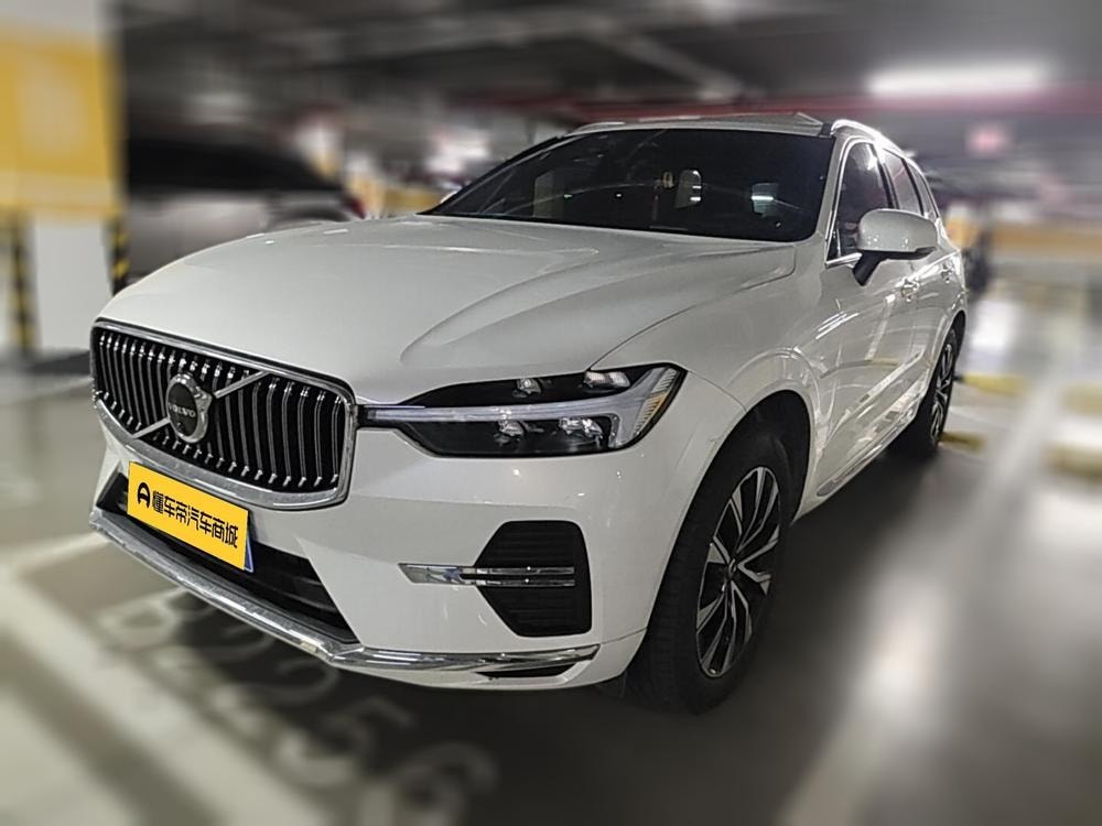 Volvo XC60 2024 — фото автомобиля