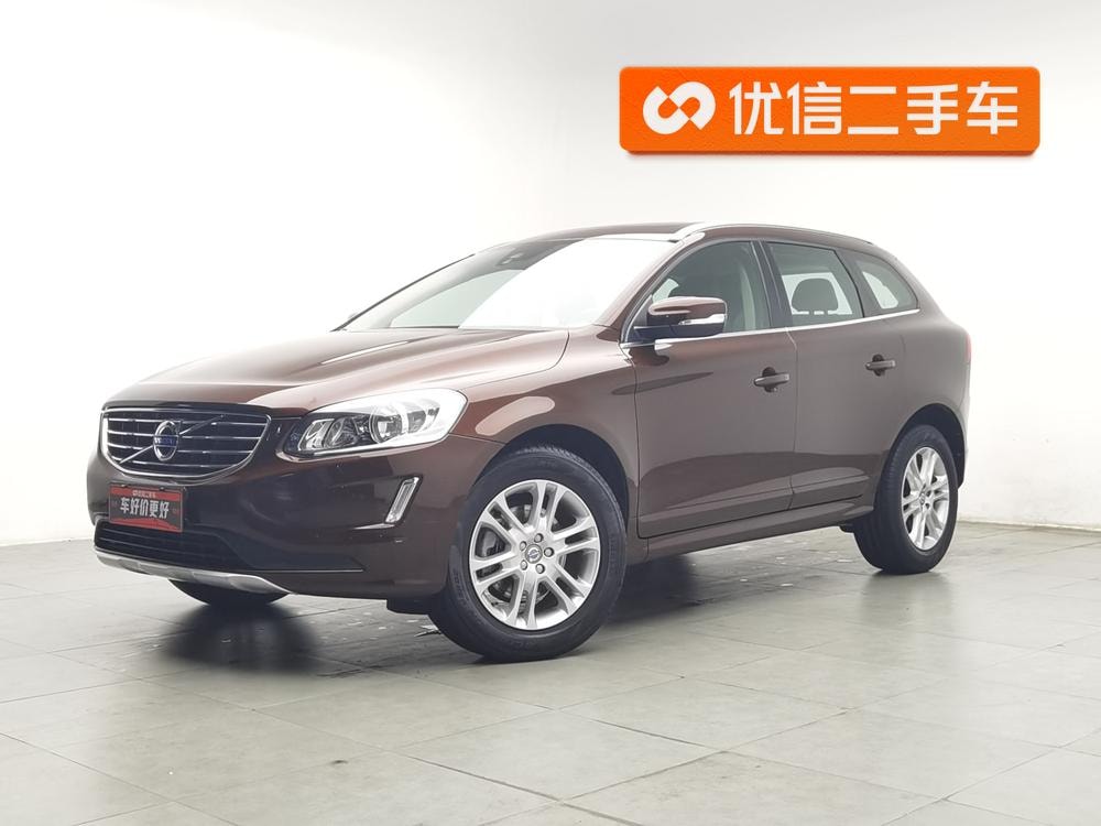 Volvo XC60 2016 — фото автомобиля