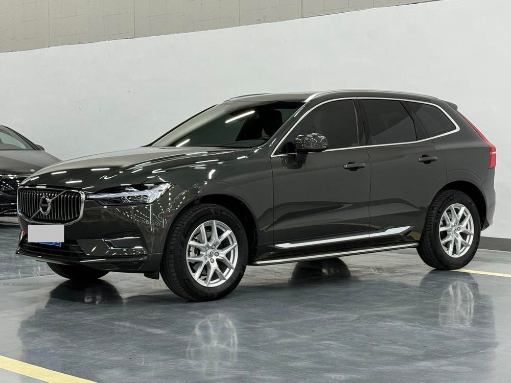 Volvo XC60 2020 — фото автомобиля