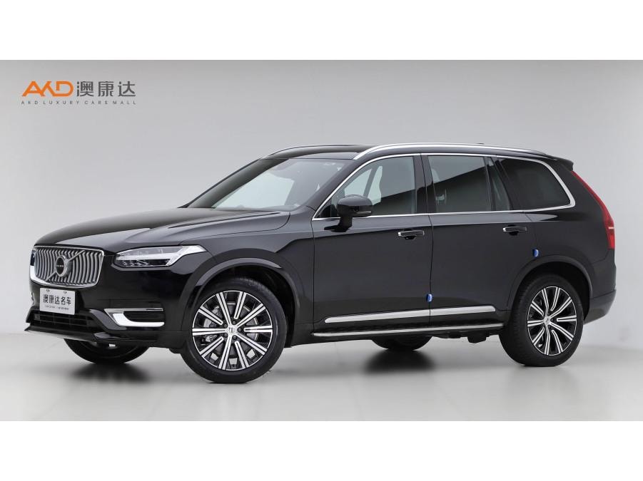 Volvo XC90 2022 — фото автомобиля