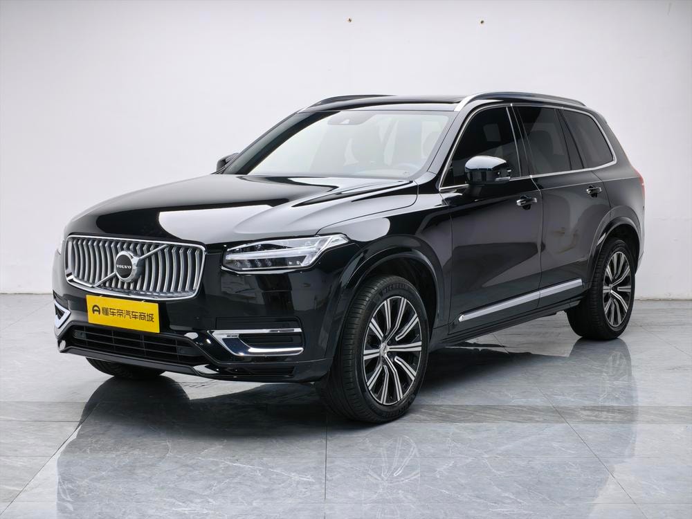 Volvo XC90 2022 — фото автомобиля