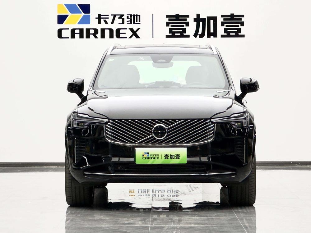 Volvo XC90 PHEV 2025 — фото автомобиля