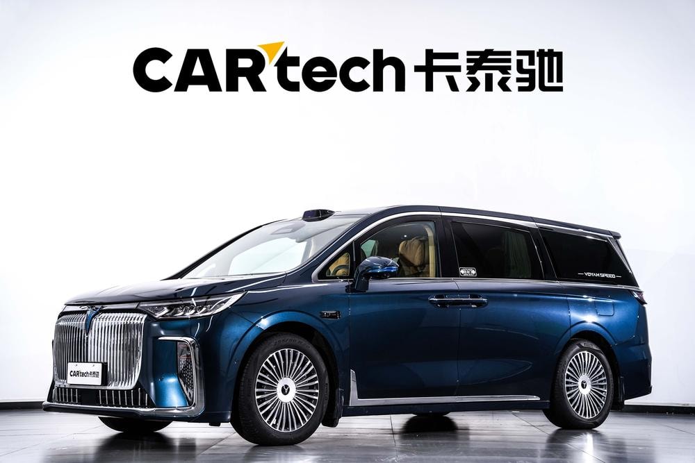 Voyah Dreamer PHEV 2025 — фото автомобиля