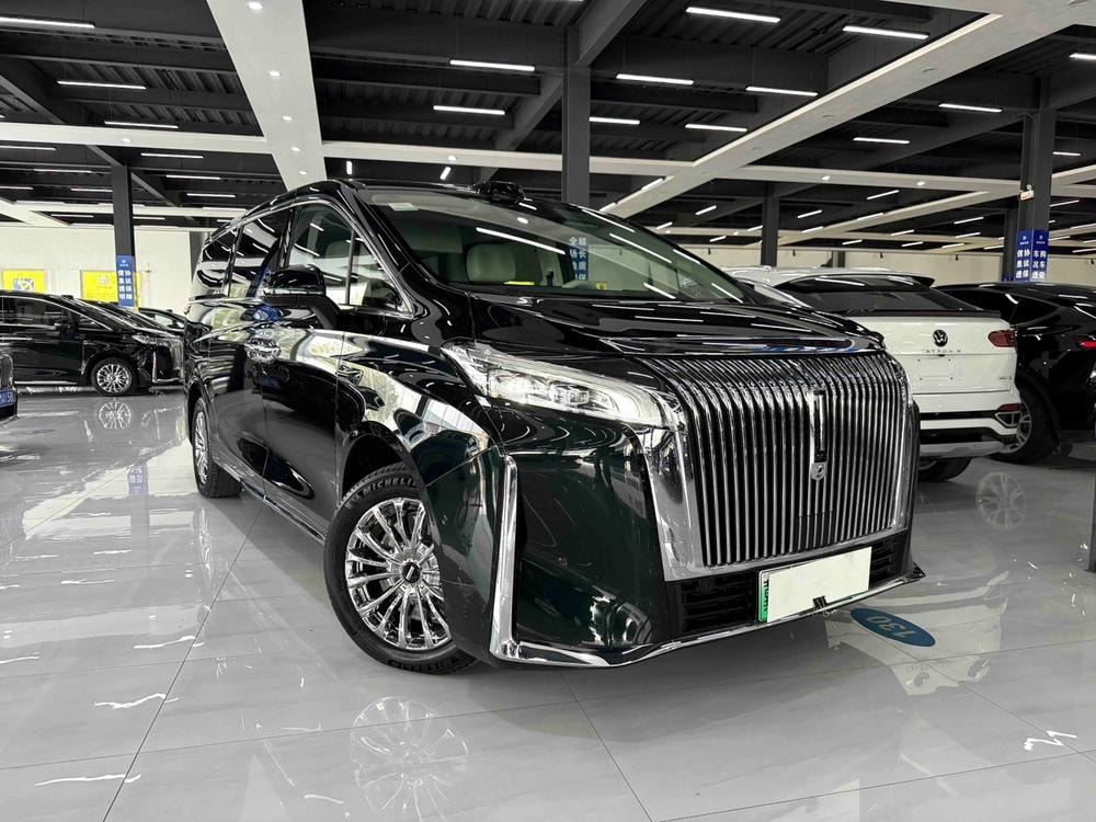 WEY 高山 PHEV 2025 — фото автомобиля 1