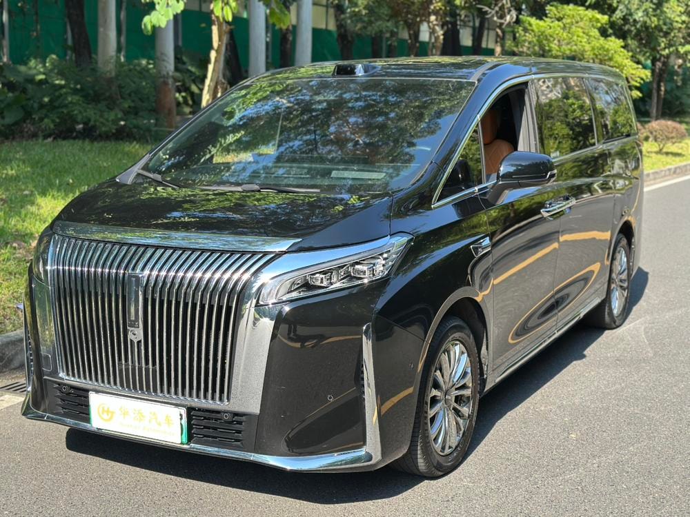 WEY 高山 PHEV 2025 — фото автомобиля 1