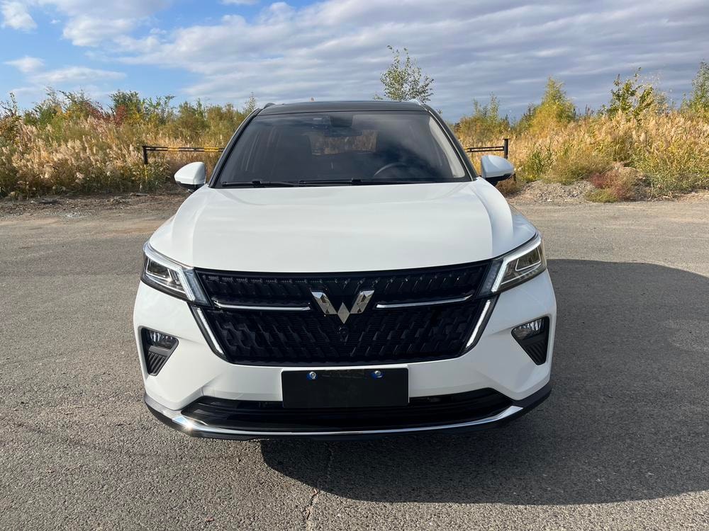 Wuling Asta 2022 — фото автомобиля