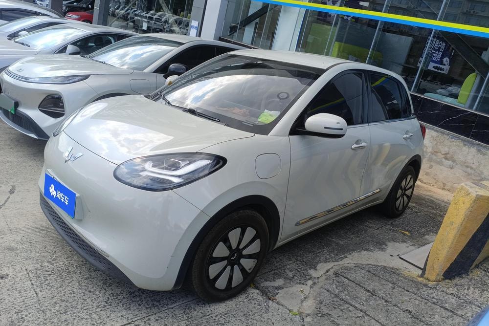 Wuling Bingo 2023 — фото автомобиля