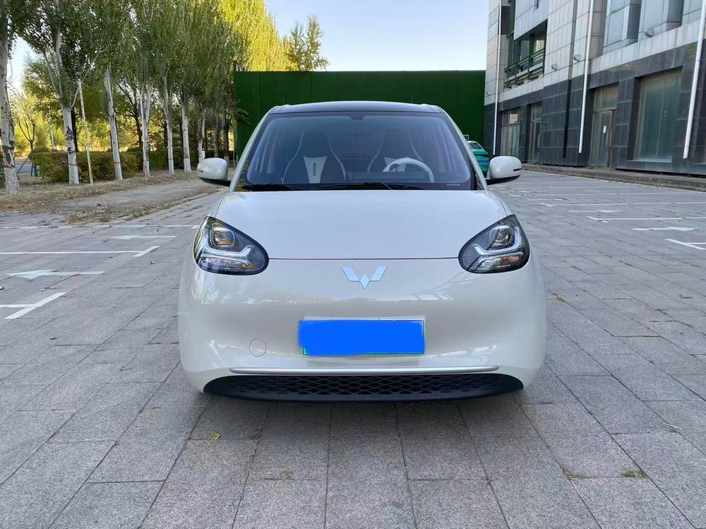 Wuling Bingo 2023 — фото автомобиля 1