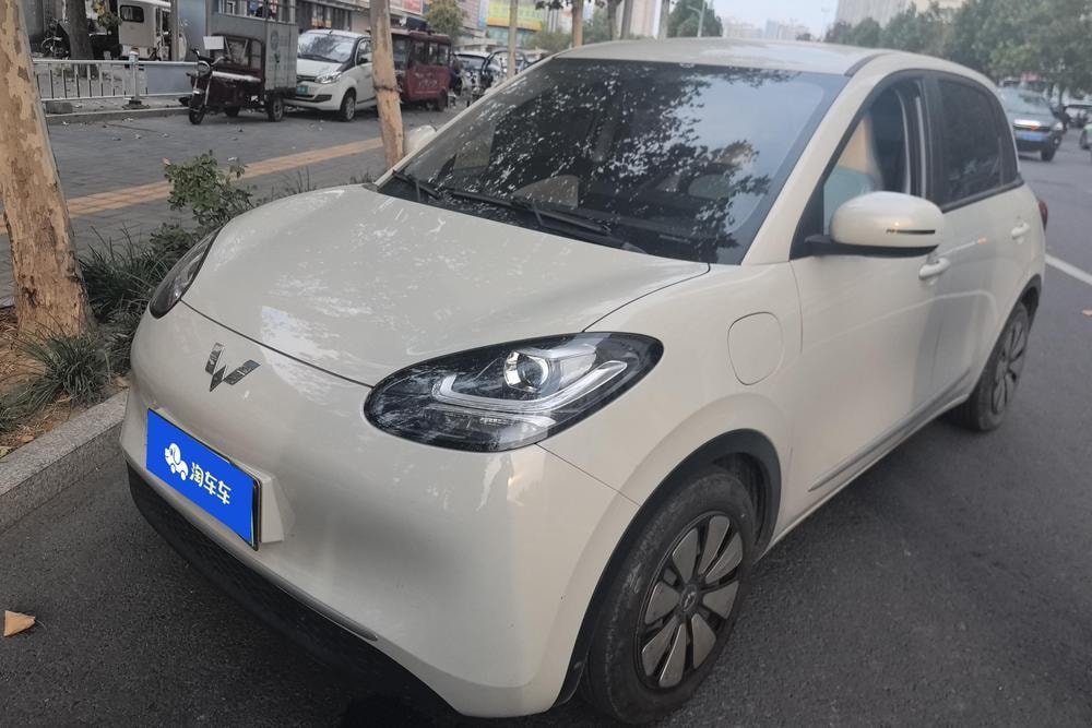 Wuling Bingo 2023 — фото автомобиля 1