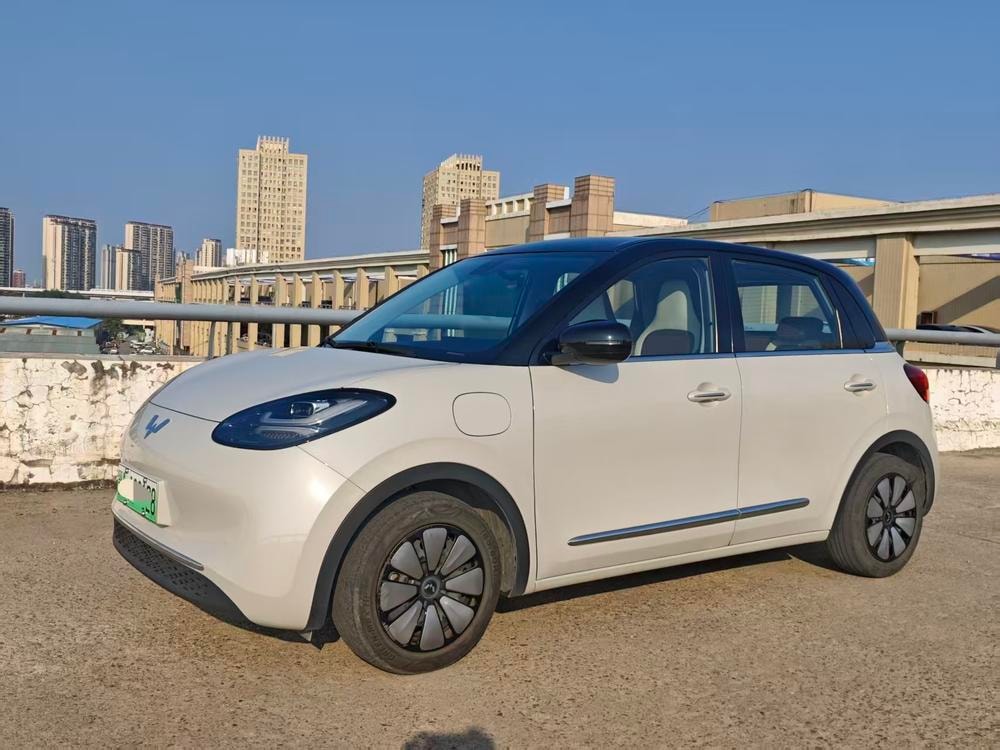 Wuling Bingo 2023 — фото автомобиля