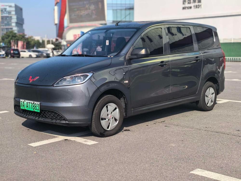 Wuling Hongguang EV 2026 — фото автомобиля