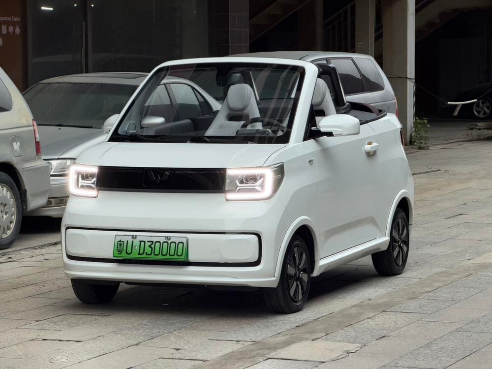 Wuling Hongguang MINIEV 2022 — фото автомобиля 1