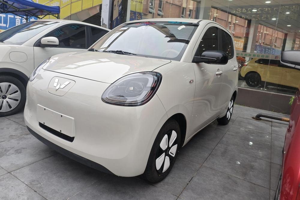 Wuling Hongguang MINIEV 2025 — фото автомобиля 1