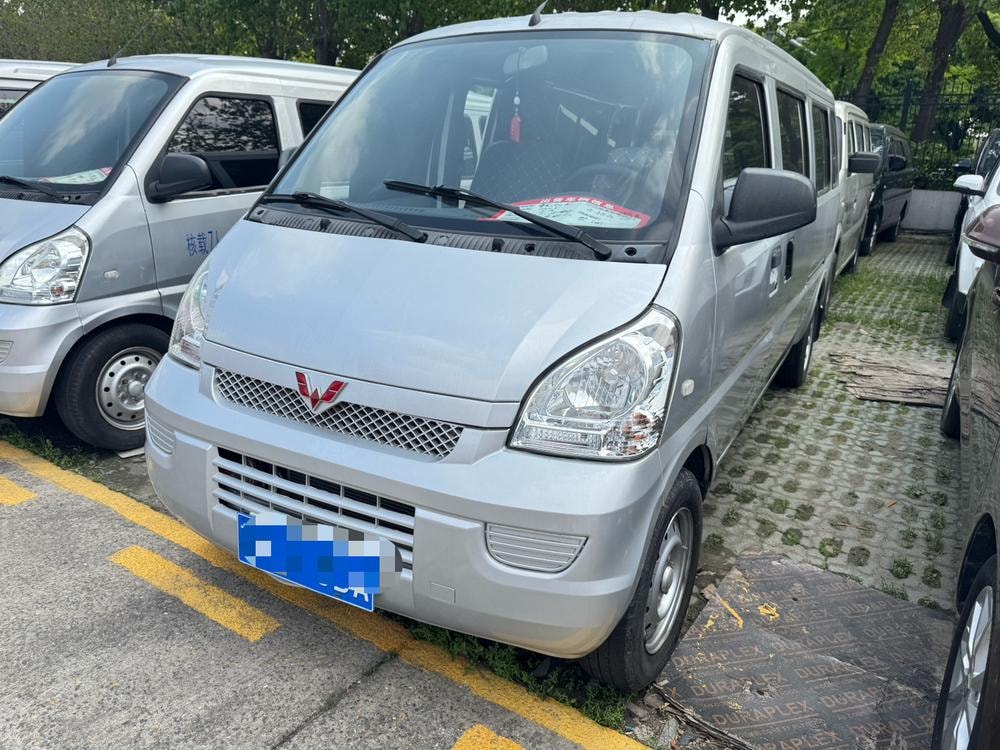 Wuling Rongguang 2021 — фото автомобиля 1